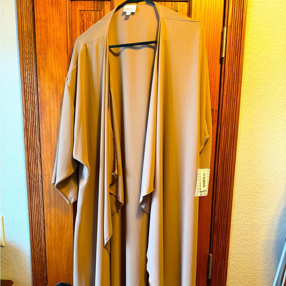 Lularoe Shirley new with tags